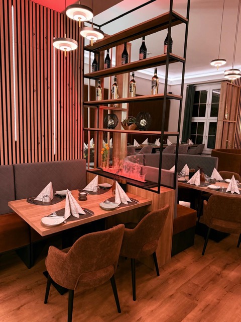 Restaurant_02